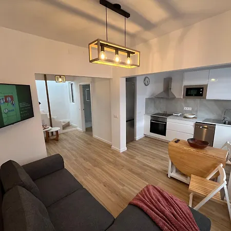Lacasadelchorro Holiday home