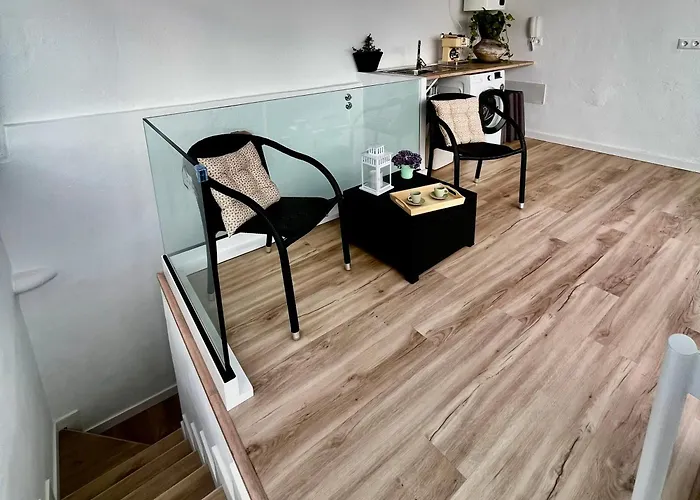 Lacasadelchorro * Buenavista Del Norte